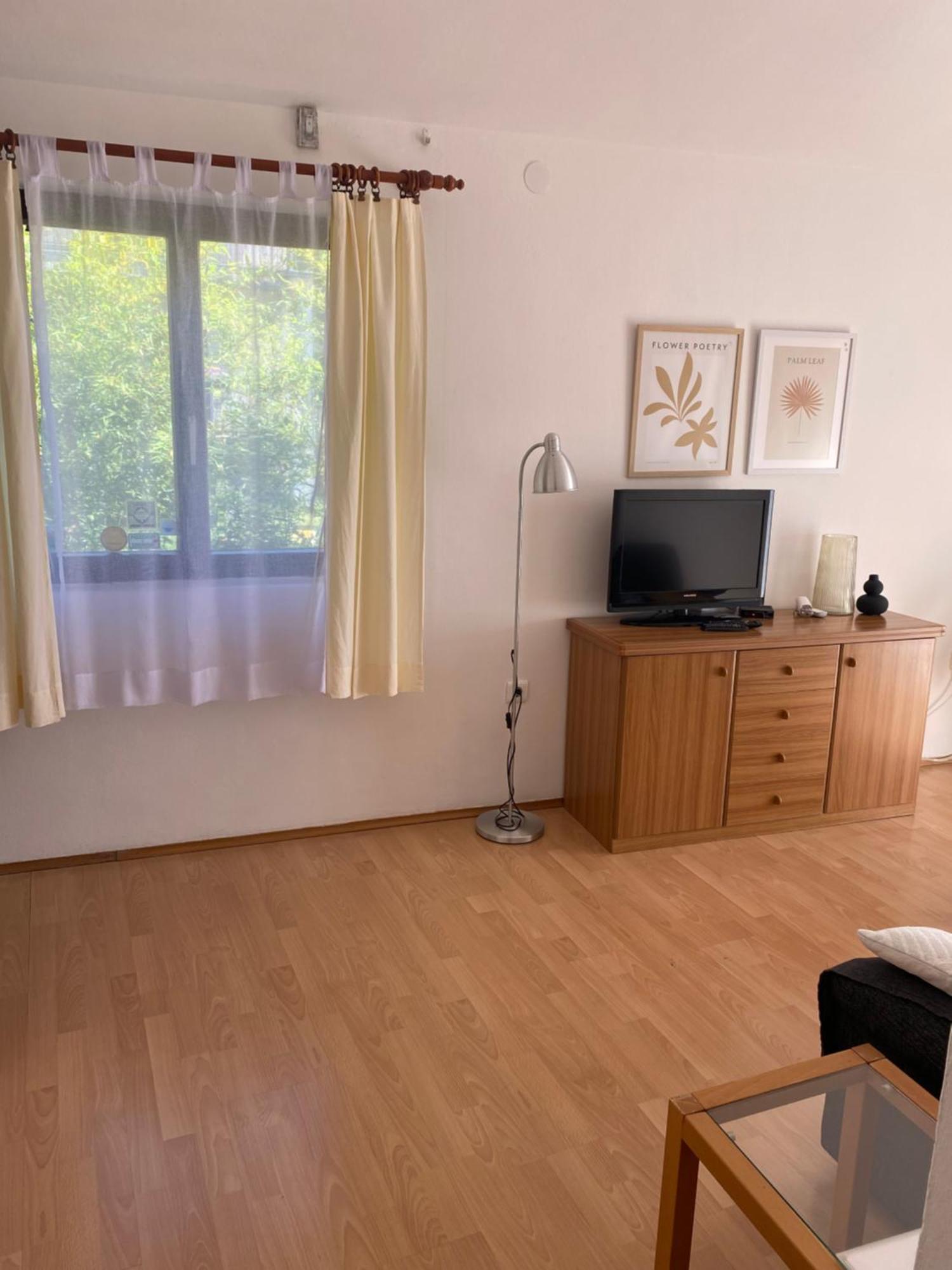 Apartments Tena With Private Parking Pula Exterior photo