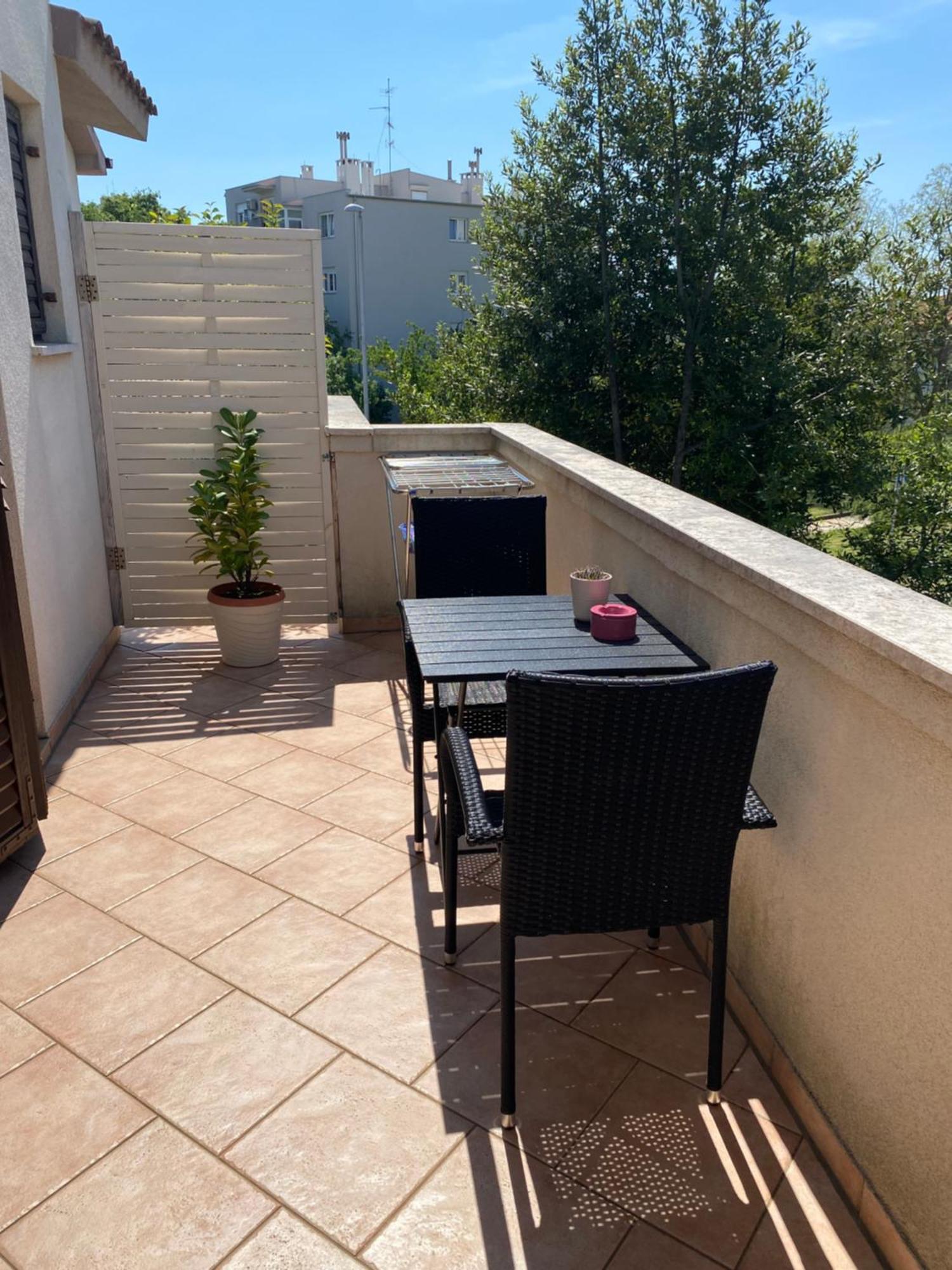 Apartments Tena With Private Parking Pula Exterior photo