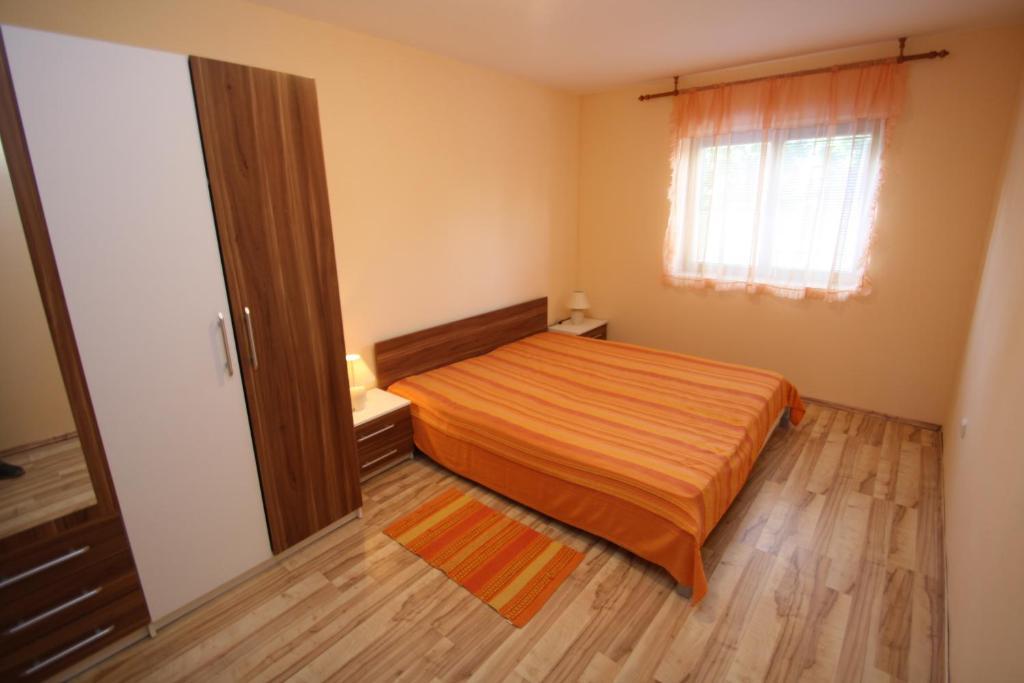 Apartments Tena With Private Parking Pula Room photo