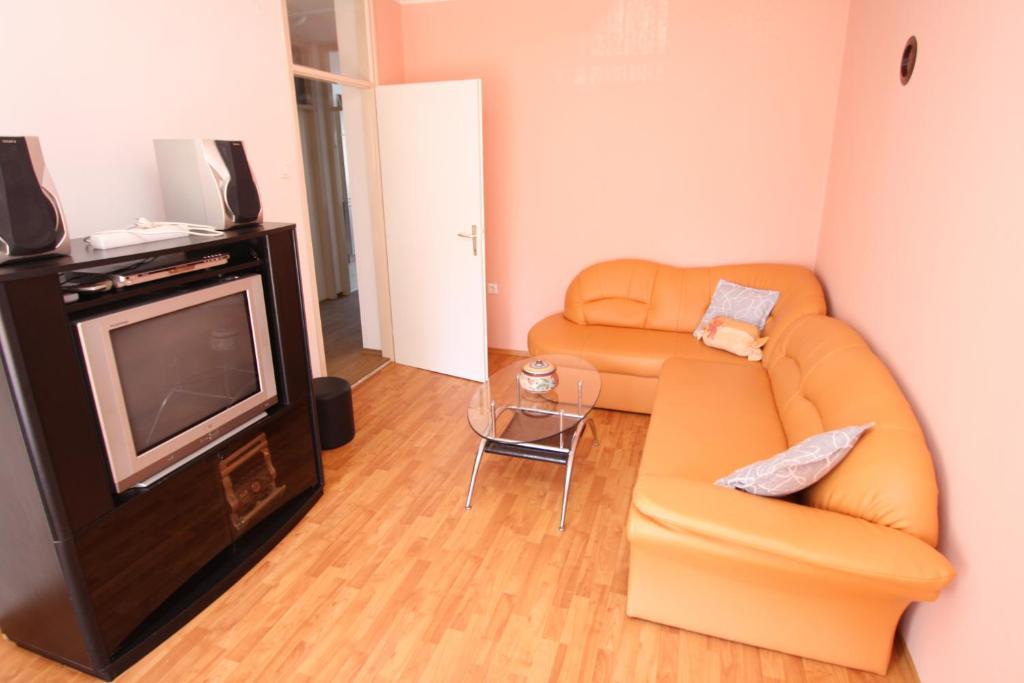Apartments Tena With Private Parking Pula Room photo