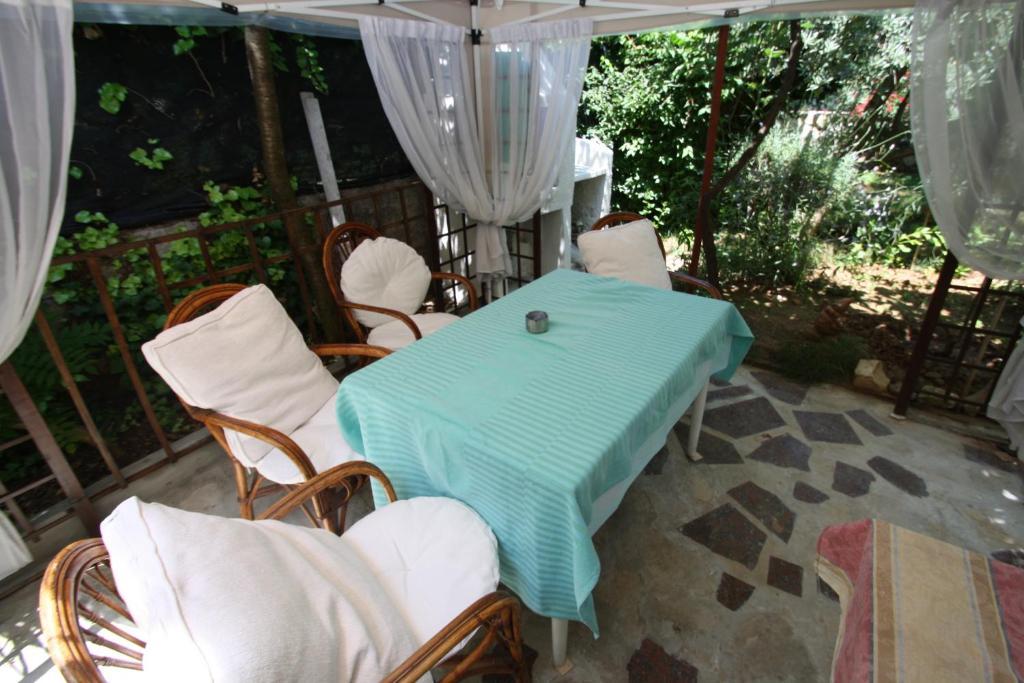 Apartments Tena With Private Parking Pula Room photo